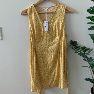 NWT - thyme M - Yellow maternity Blouse tunic